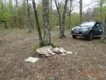Kolejna osoba zaśmiecająca las ujawniona i ukarana mandatem karnym  w Nadleśnictwie Młynary.